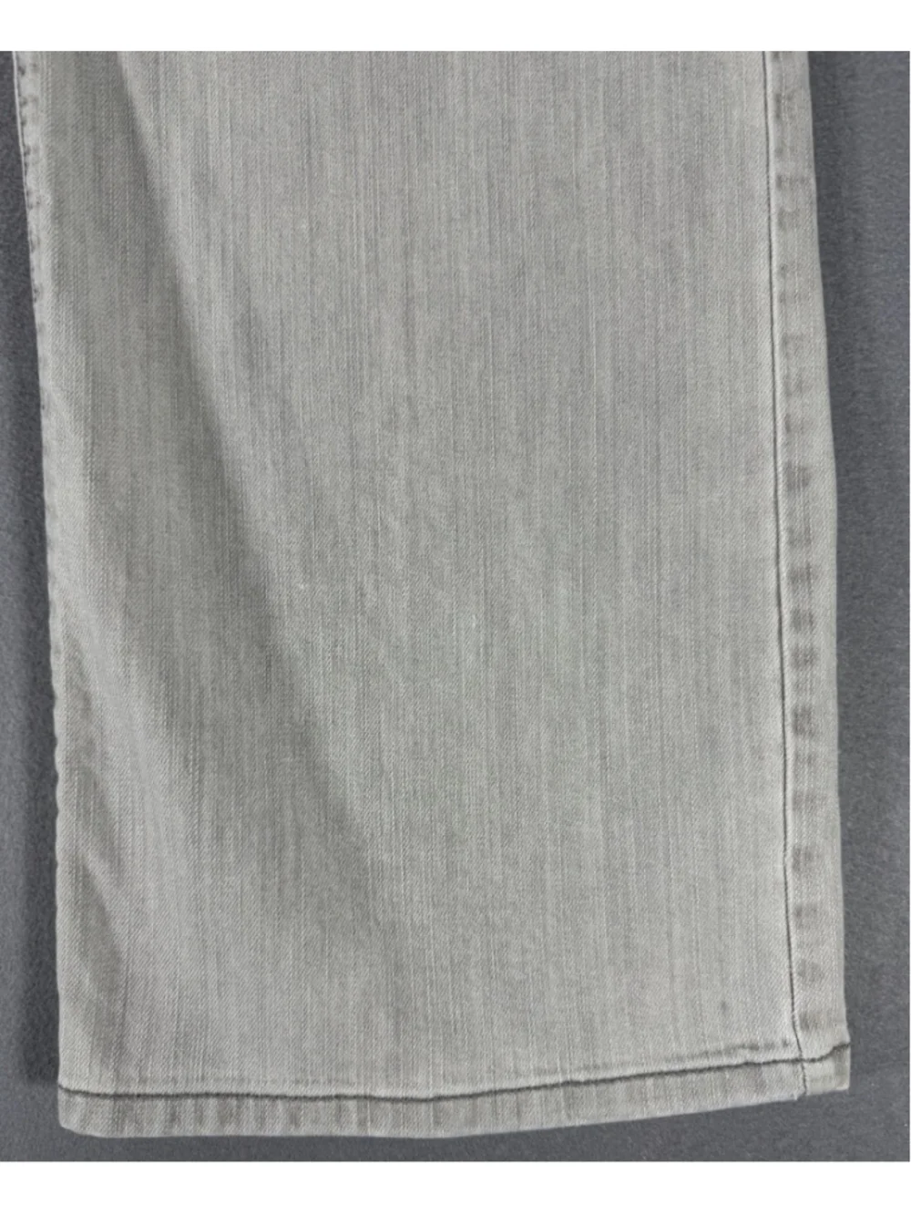 Chico's Platinum Women's Light Gray Denim Pants Size 3.5 Regular